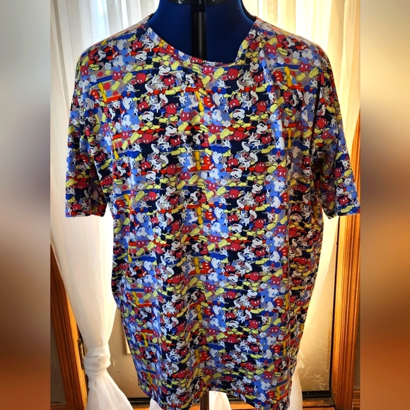 Disney Colorful Character T-Shirt - Picture 1 of 5
